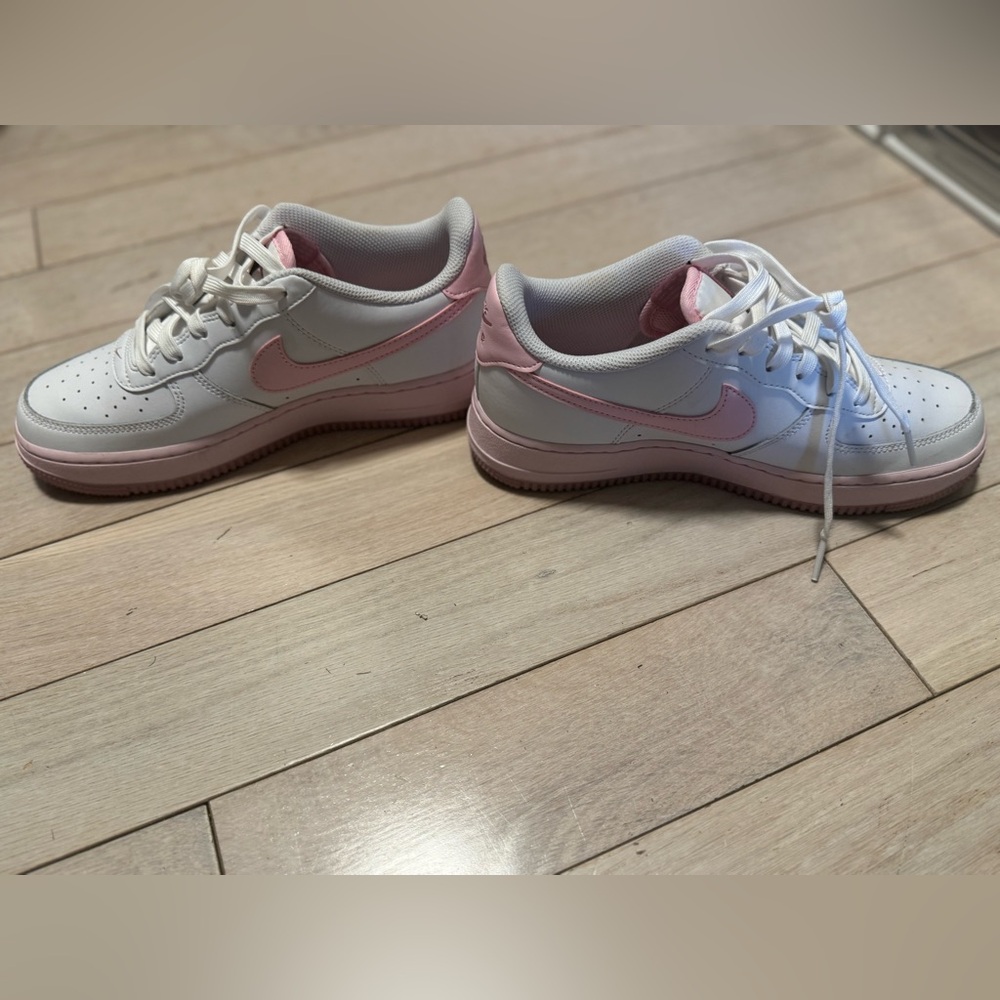 Pink Air Force 1 - Picture 4 of 5